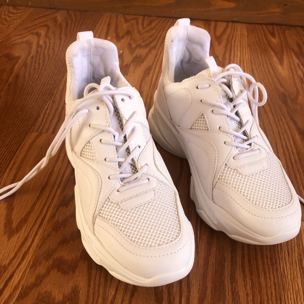 Steven madden white sneakers